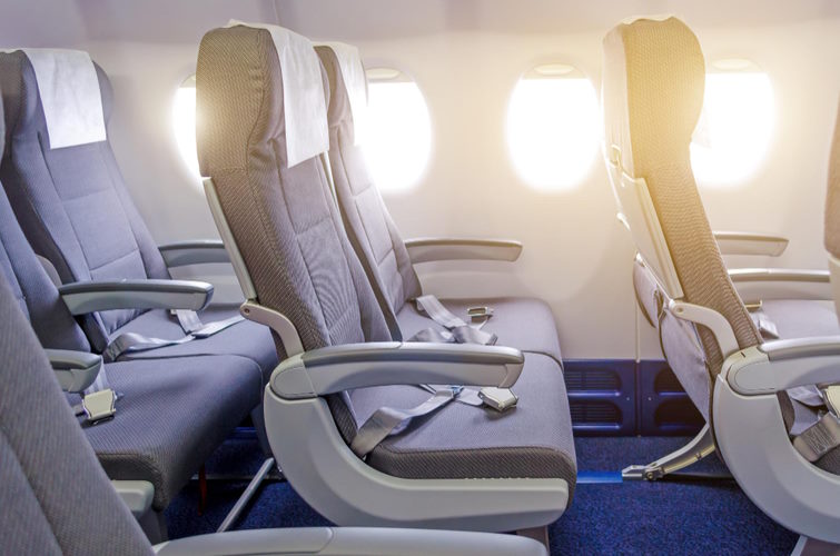 Предпочитаете window seat или aisle seat?